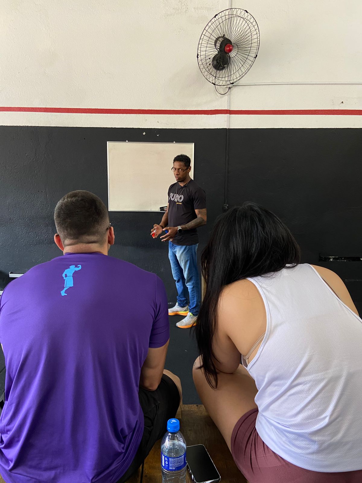 Turma de professores durante o treinamento presencial